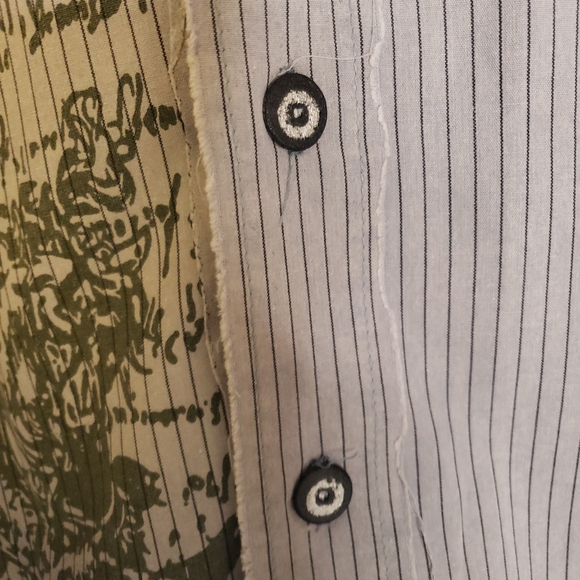 Roar Button Up Shirt - L - Gray with Black lines Long Sleeve - unfinished edging - Picture 6 of 9